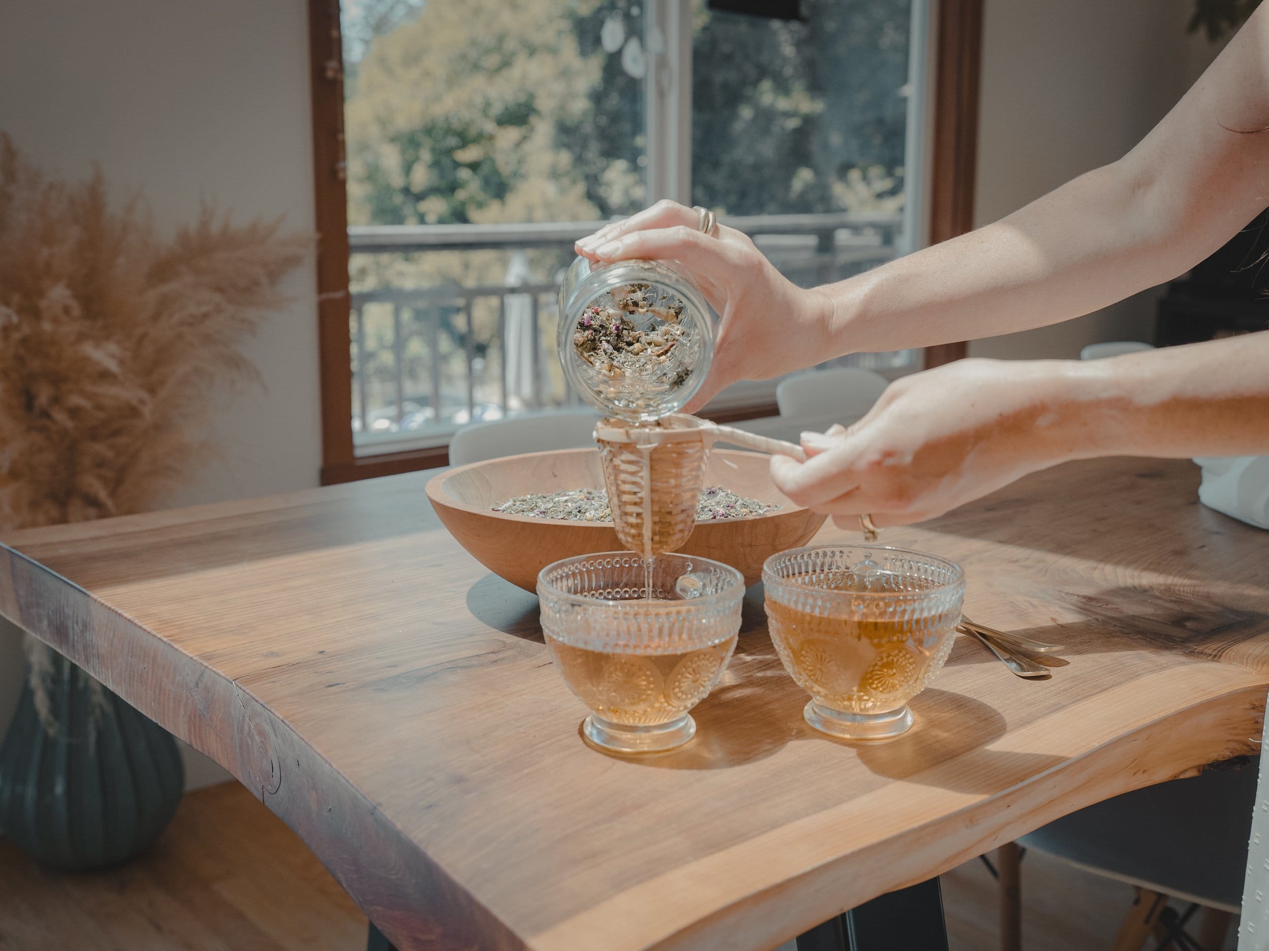 Mama Bliss Tea Detail